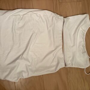 Elegant White Women's Sleepwear Set